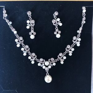 Wedding/party accessories